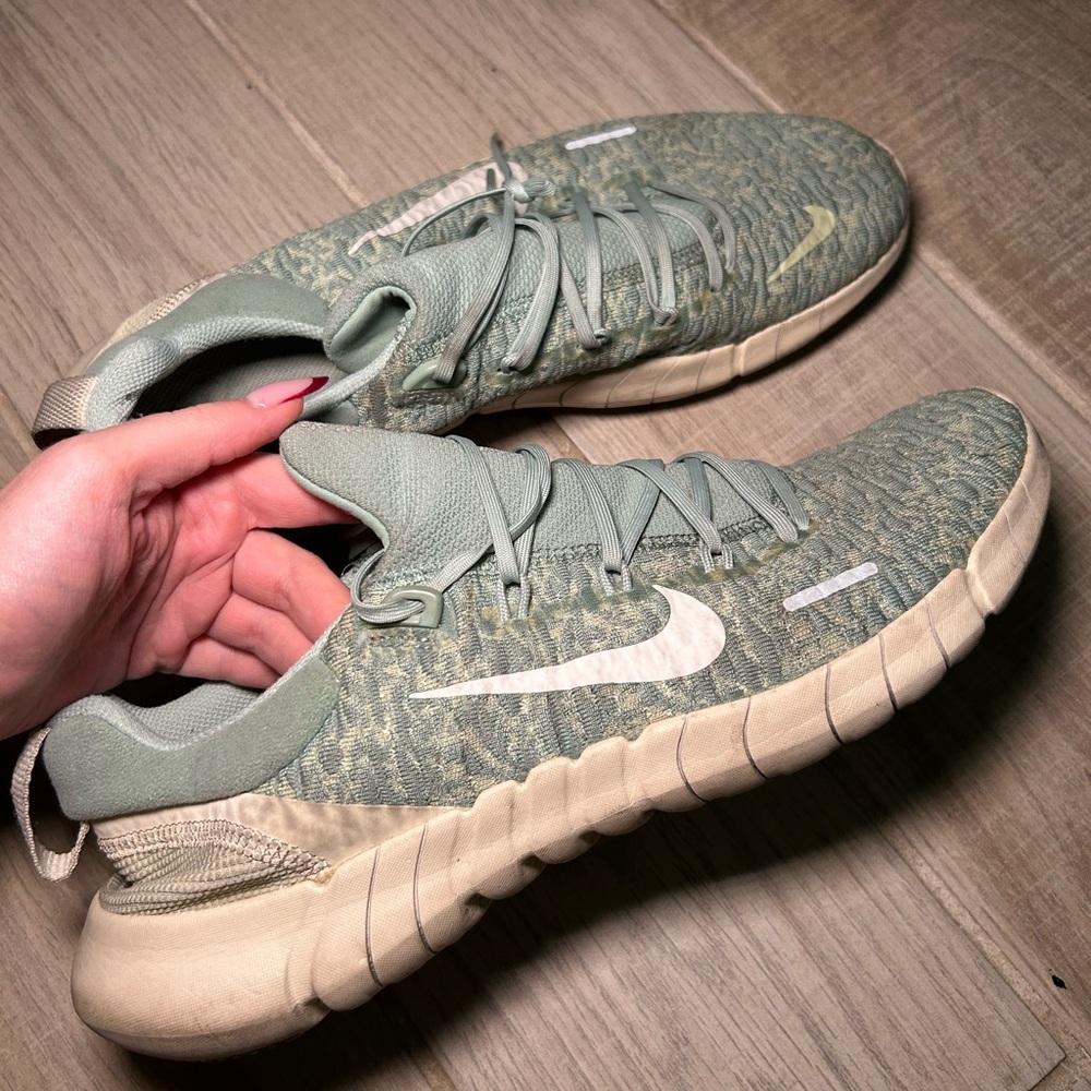 Nike Sage Green and Beige Sneakers
